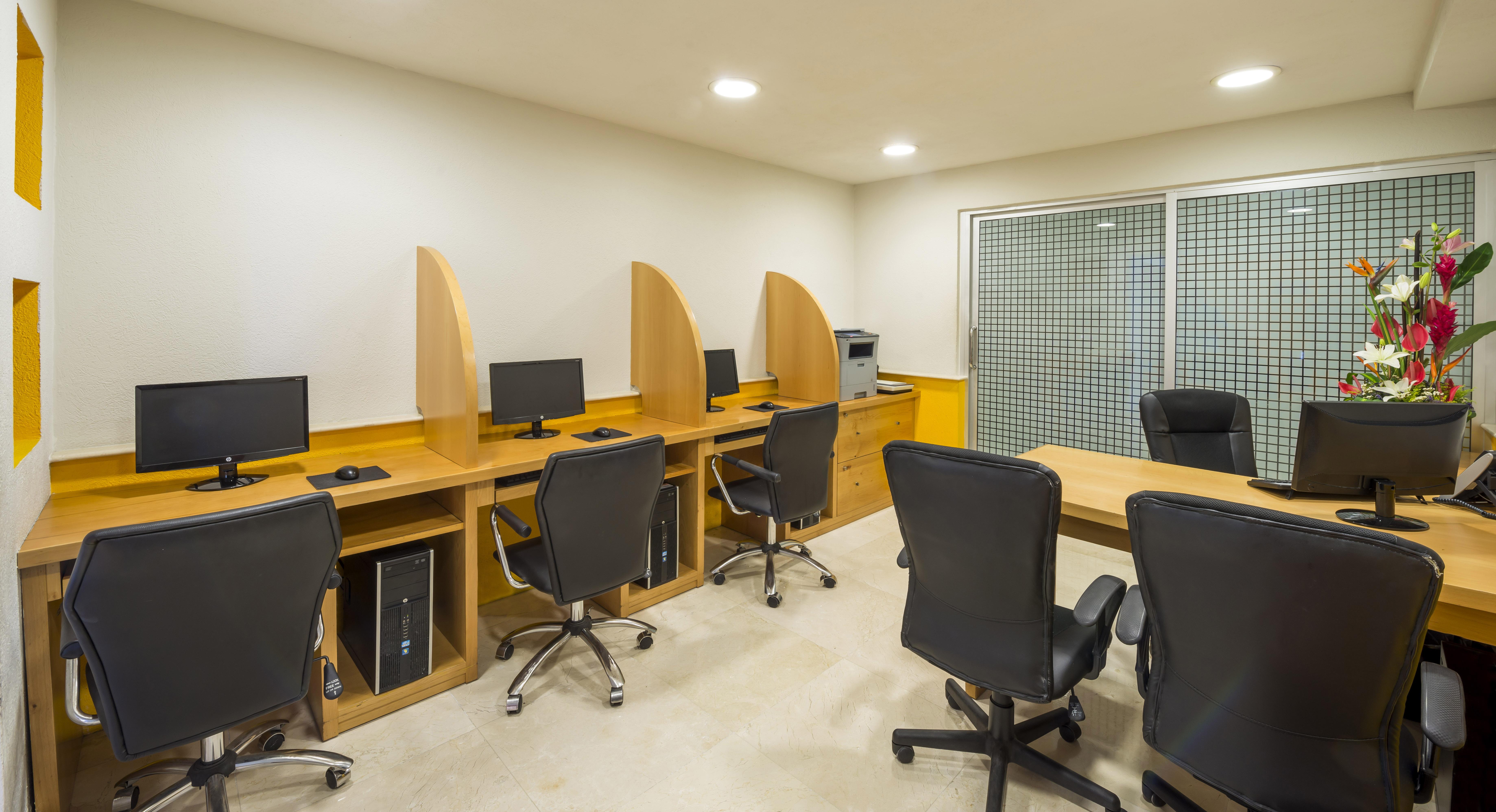 Camino Real Veracruz Zewnętrze zdjęcie Computer Lab