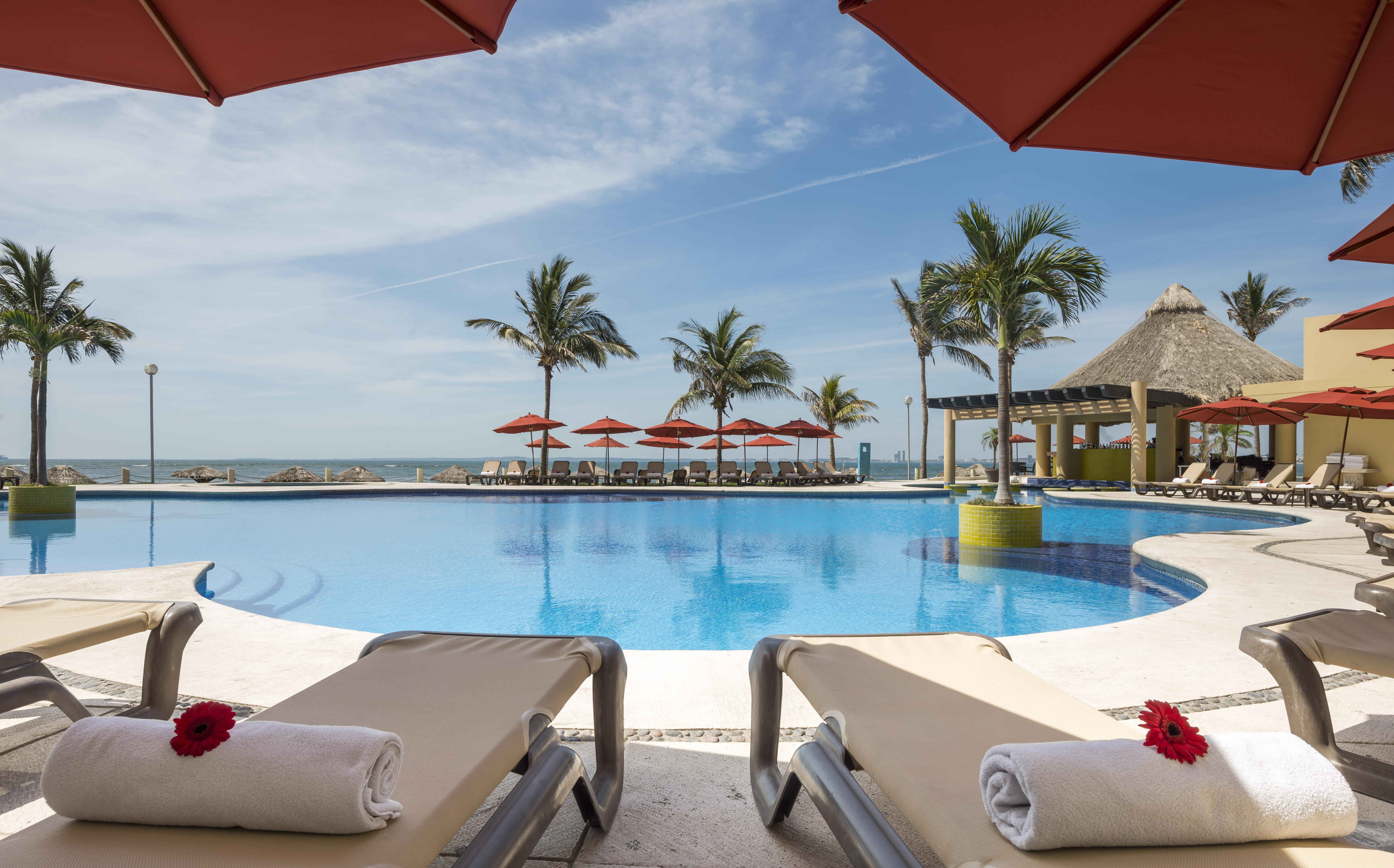 Camino Real Veracruz Zewnętrze zdjęcie Pool at the Iberostar Grand Hotel Bávaro