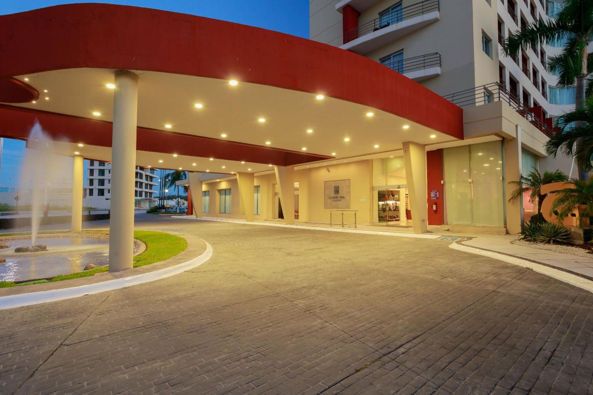 Camino Real Veracruz Zewnętrze zdjęcie Entrance of the hotel