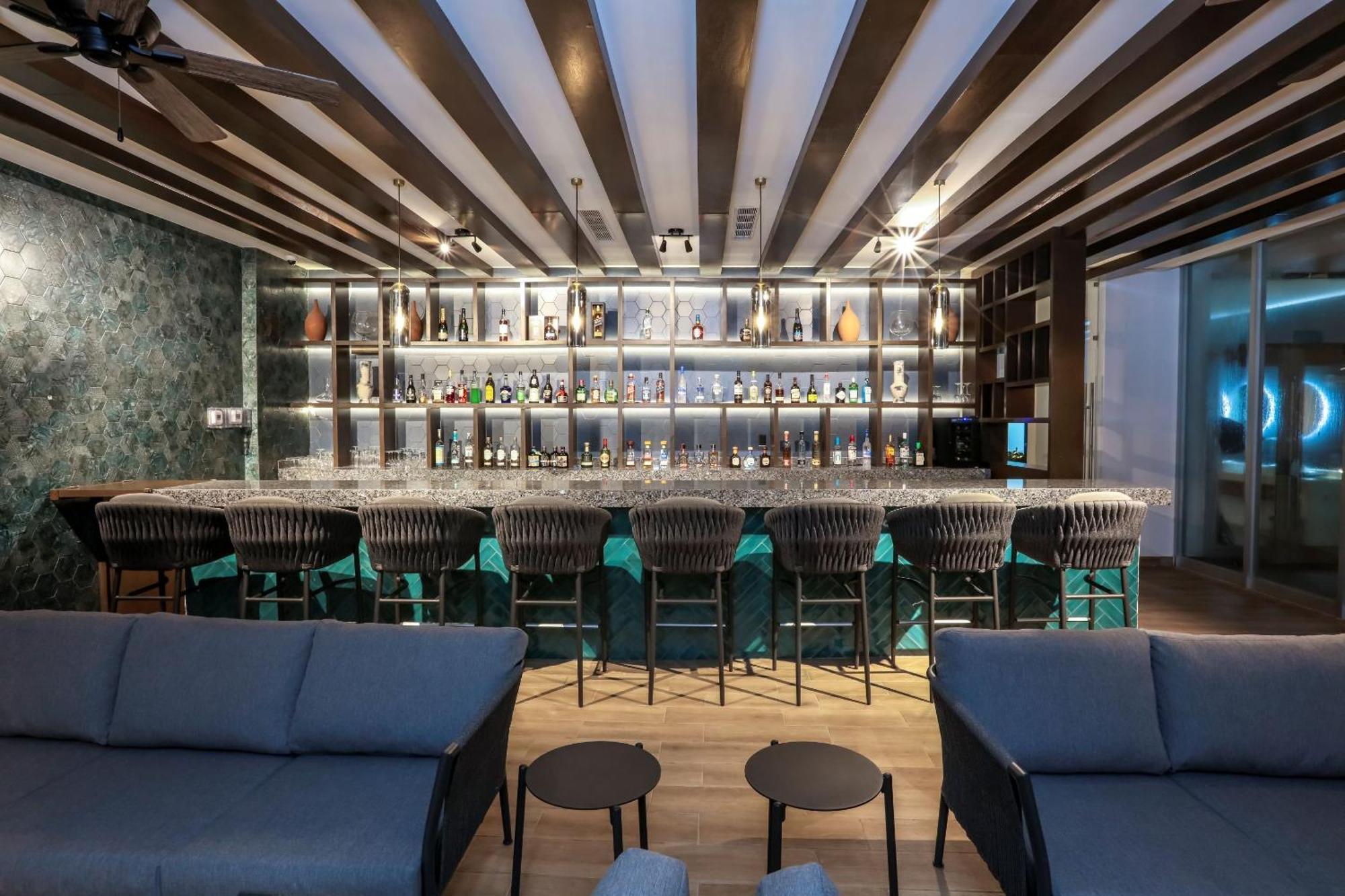 Camino Real Veracruz Zewnętrze zdjęcie The bar at the lounge